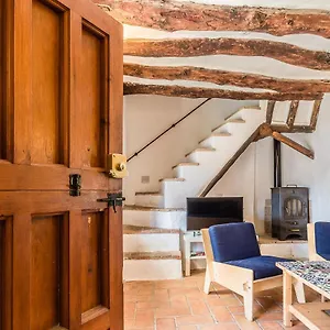 Casa Mundo - 16th Century Traditional White With Pool Pinos del Valle